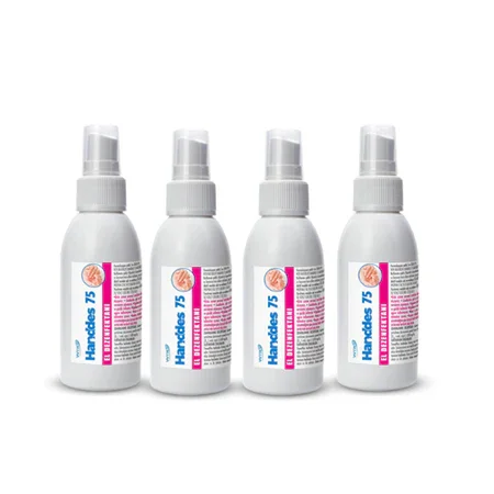 Dört beyaz el dezenfektanı şişesi, alkollü sıvı, sprey başlıklı, 100 ml
