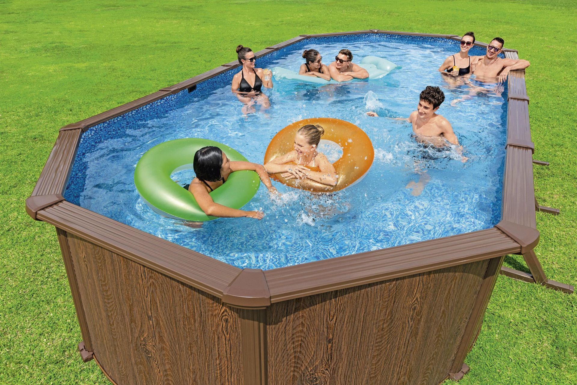 Bestway® 561CW Hydrium™ Çelik Duvarlı Oval Yerüstü Havuz Seti 7,32 m x 3,66 m x 1,32 m